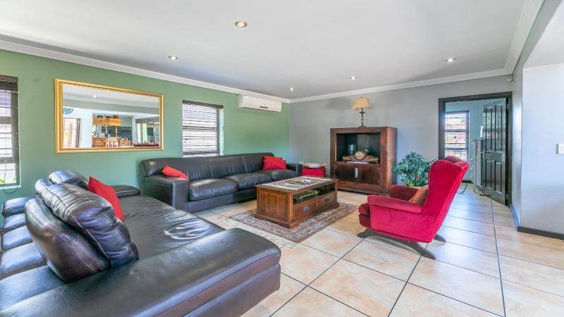 3 Bedroom Property for Sale in Sonkring Western Cape